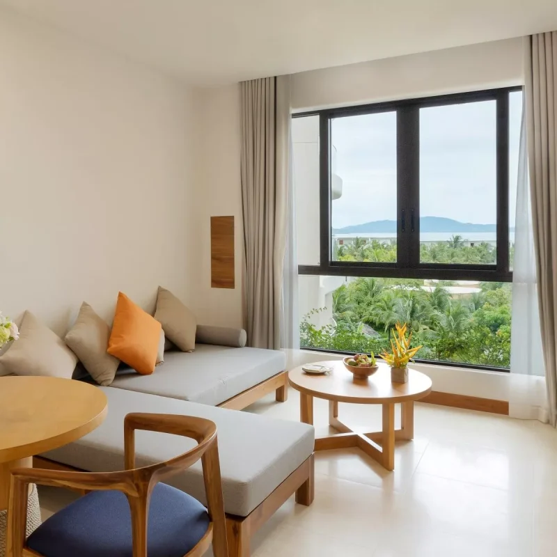 ANA-MANDARA-CAM-RANH-Seaview-One-Bedroom-Suite2-2200x1200